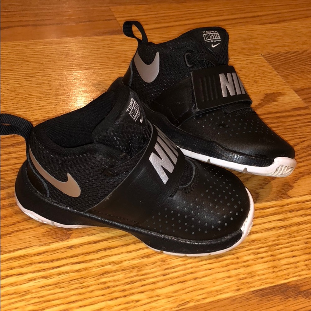 Toddler Nike sneakers